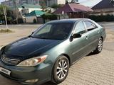 Toyota Camry 2002 годаүшін4 300 000 тг. в Актобе – фото 2