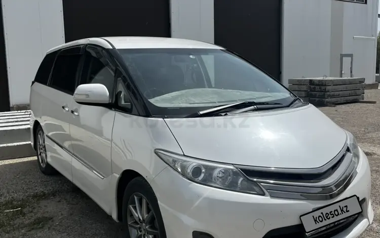 Toyota Estima 2012 года за 8 600 000 тг. в Актобе