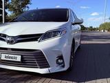 Toyota Sienna 2018 года за 18 400 000 тг. в Алматы – фото 3
