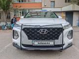 Hyundai Santa Fe 2020 годаүшін12 600 000 тг. в Актобе – фото 2