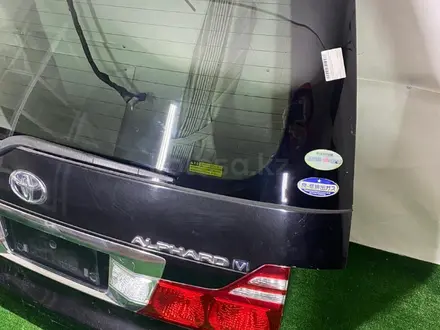 Крышка багажника. Дверь 5я Toyota Alphard за 80 000 тг. в Астана – фото 10