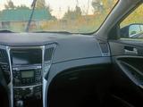 Hyundai Sonata 2010 годаүшін3 300 000 тг. в Алматы – фото 3
