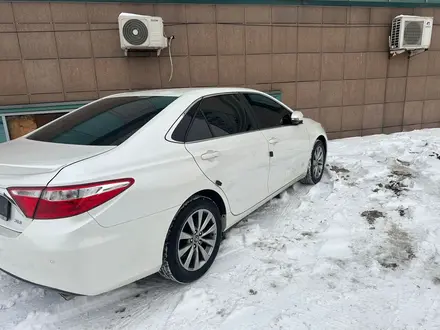 Toyota Camry 2016 года за 12 500 000 тг. в Кульсары – фото 41