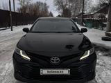 Toyota Camry 2018 года за 12 300 000 тг. в Караганда