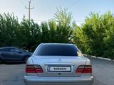 Mercedes-Benz E 200 2001 годаүшін4 500 000 тг. в Байконыр – фото 3