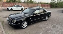 Mercedes-Benz E 320 1999 года за 2 800 000 тг. в Экибастуз