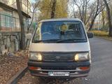 Toyota Hiace 1993 года за 2 200 000 тг. в Алматы