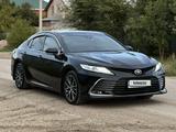 Toyota Camry 2021 годаүшін15 800 000 тг. в Актобе – фото 3