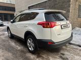 Toyota RAV4 2013 года за 11 000 000 тг. в Астана