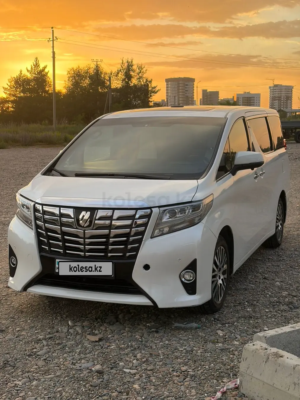 Toyota Alphard, 2018