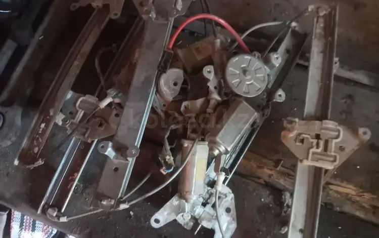 Стеклоподемник за 10 000 тг. в Караганда