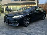 Toyota Camry 2024 года за 19 500 000 тг. в Алматы