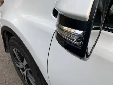 Toyota RAV4 2017 года за 12 400 000 тг. в Алматы – фото 18