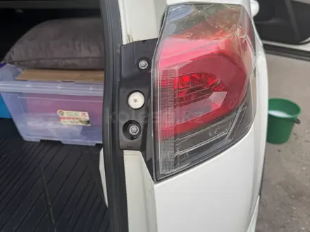 Toyota RAV4 2017 года за 12 400 000 тг. в Алматы – фото 38
