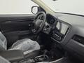 Mitsubishi Outlander 2022 года за 11 990 000 тг. в Алматы – фото 15
