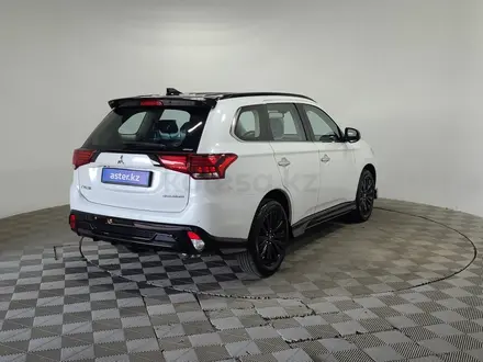 Mitsubishi Outlander 2022 года за 11 990 000 тг. в Алматы – фото 5