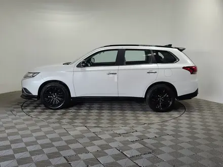 Mitsubishi Outlander 2022 года за 11 990 000 тг. в Алматы – фото 8