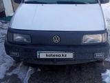 Volkswagen Passat 1988 года за 650 000 тг. в Сарканд