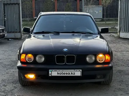 BMW 525 1993 года за 2 100 000 тг. в Астана