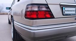 Mercedes-Benz E 280 1993 годаfor6 500 000 тг. в Астана – фото 2