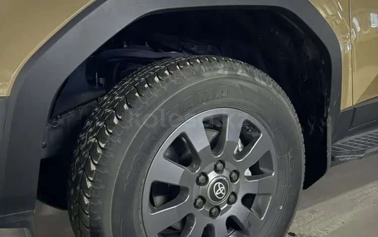 Шины Yokohama 265/65R18 за 330 000 тг. в Астана