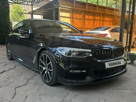 BMW 530 2017 года за 15 900 000 тг. в Алматы – фото 3