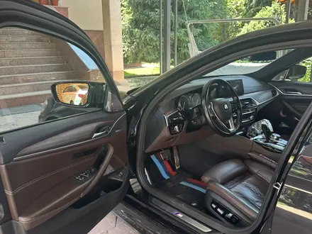BMW 530 2017 года за 15 900 000 тг. в Алматы – фото 6