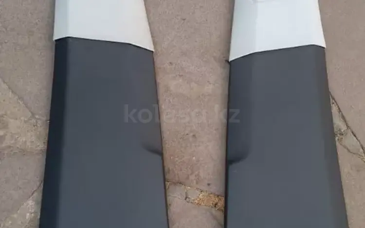 Обшивка центральной стойки вутренняя накладка за 6 200 тг. в Астана