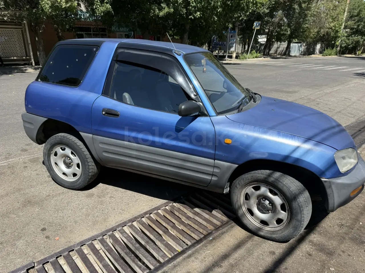 Toyota RAV4, 1995