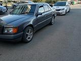 Mercedes-Benz E 200 1993 года за 1 700 000 тг. в Астана – фото 3
