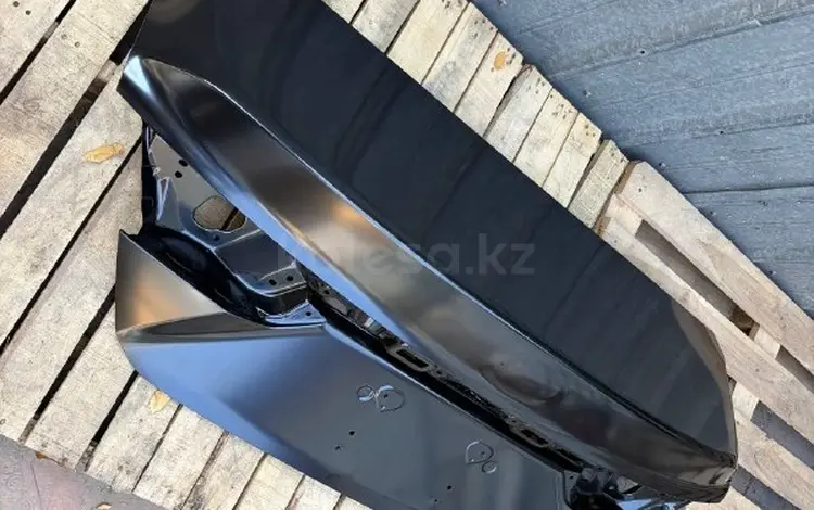 Крышка багажника на Toyota Camry 80үшін290 000 тг. в Атырау