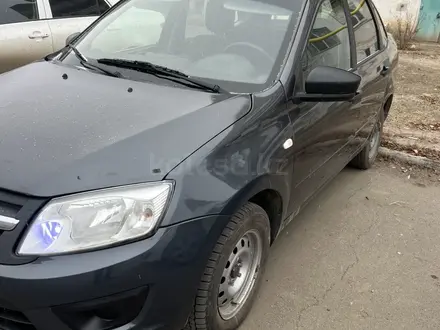 ВАЗ (Lada) Granta 2190 2018 года за 3 200 000 тг. в Атырау – фото 2