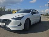 Hyundai Sonata 2022 годаfor13 400 000 тг. в Костанай – фото 3