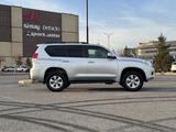 Toyota Land Cruiser Prado 2011 года за 14 300 000 тг. в Тараз – фото 2
