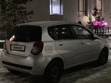 Chevrolet Aveo 2013 годаfor2 700 000 тг. в Астана – фото 2