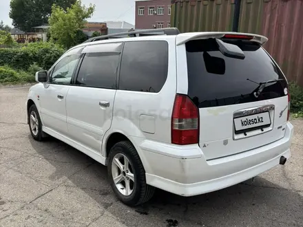 Mitsubishi Chariot 1998 года за 1 550 000 тг. в Усть-Каменогорск – фото 4