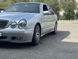 Mercedes-Benz E 430 1998 года за 4 200 000 тг. в Талдыкорган – фото 4