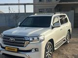 Toyota Land Cruiser 2016 годаүшін31 200 000 тг. в Актау – фото 2