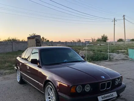 BMW 540 1992 года за 2 500 000 тг. в Алматы – фото 2