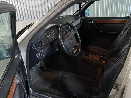 Mercedes-Benz E 230 1992 года за 1 600 000 тг. в Алматы – фото 5