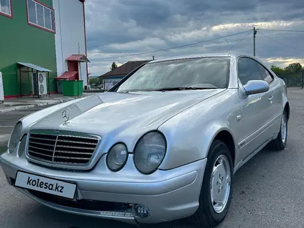 Mercedes-Benz CLK 230 1998 года за 2 550 000 тг. в Усть-Каменогорск – фото 4