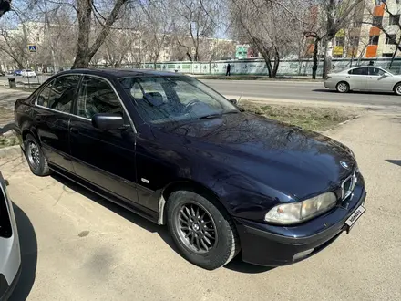 BMW 528 1998 года за 3 200 000 тг. в Алматы – фото 2