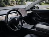 Tesla Model 3 2019 года за 8 990 000 тг. в Алматы – фото 4