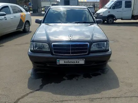 Mercedes-Benz C 280 1994 года за 3 200 000 тг. в Алматы