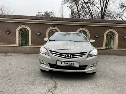 Hyundai Solaris 2015 года за 6 200 000 тг. в Шымкент – фото 3