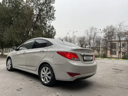 Hyundai Solaris 2015 года за 6 200 000 тг. в Шымкент – фото 8