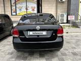 Volkswagen Polo 2014 года за 4 100 000 тг. в Шымкент – фото 2