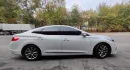 Hyundai Grandeur 2015 года за 6 100 000 тг. в Алматы – фото 2