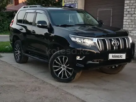 Toyota Land Cruiser Prado 2010 года за 14 200 000 тг. в Семей