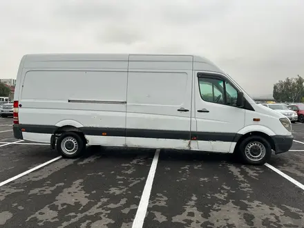Mercedes-Benz Sprinter 2010 года за 7 364 000 тг. в Алматы – фото 8